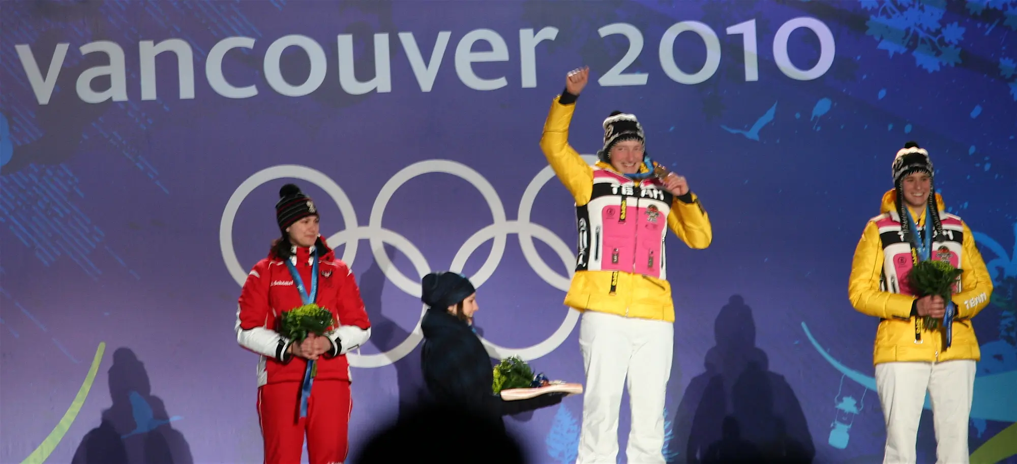Siegerehrung im Rodel-Einsitzer der Frauen bei den Olympischen Winterspielen 2010 in Vancouver